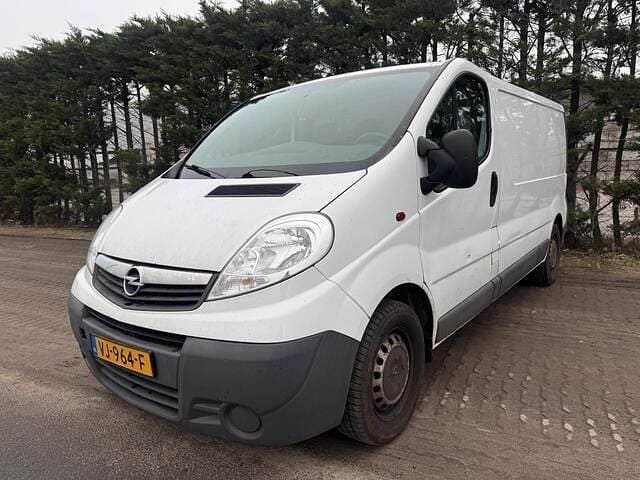 Overige Occasion 2014 Opel Vivaro MPV | € 3.750 (Eerlijke prijs) - Afbeelding 1/4