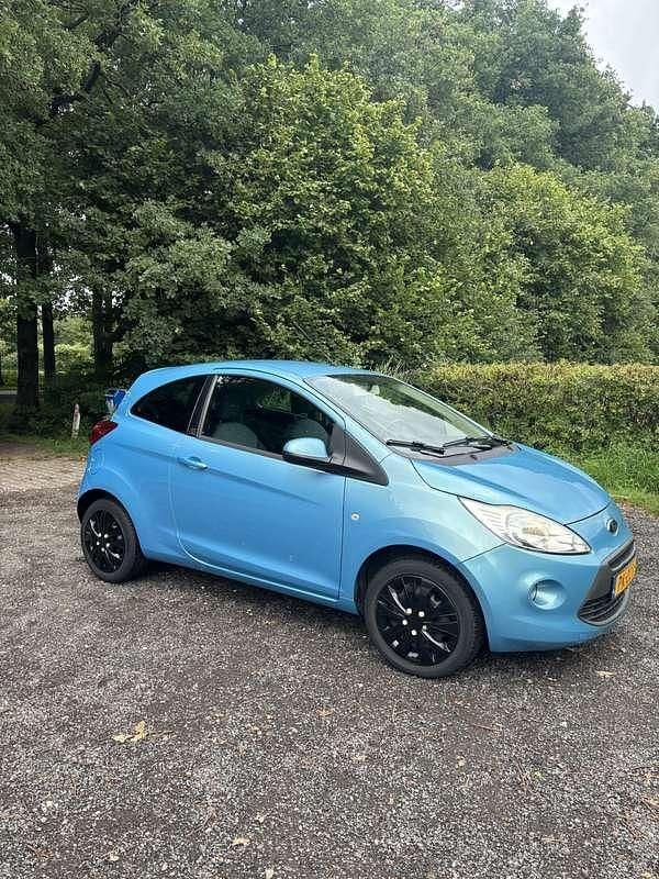 Gebruikt 2016 Ford Ka Titanium Hatchback | € 7.100 (Duur) - Afbeelding 1/4