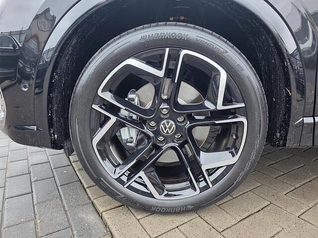 Nieuw VW Tiguan R-line Edition 150 PK (110 kW) 2025 Zwart (metallic) SUV