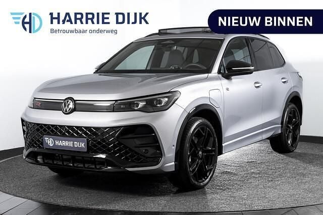 Grijs Nieuw 2025 VW Tiguan R-line Edition SUV | € 55.995 (Super prijs) - Afbeelding 1/4
