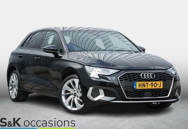 Zwart Gebruikt 2022 Audi A3 Sportback Advanced Hatchback | € 23.950 (Super prijs) - Afbeelding 1/4