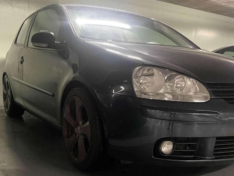 Grijs Gebruikt 2004 VW Golf IV Sportline Hatchback | € 1.399 (Eerlijke prijs) - Afbeelding 1/4