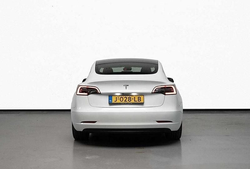 Occasion Tesla Model 3 Standard Range 239 kW (325 PK) 2020 Wit Sedan