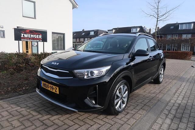 Occasion Kia Stonic 83 PK (61 kW) 2022 Zwart SUV