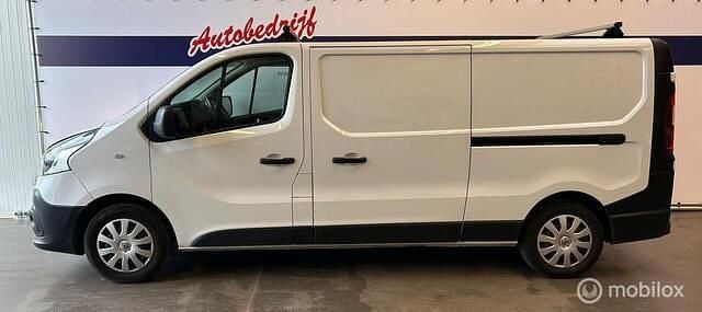 Wit Gebruikt 2015 Renault Trafic Van | € 8.445 (Duur) - Afbeelding 1/4