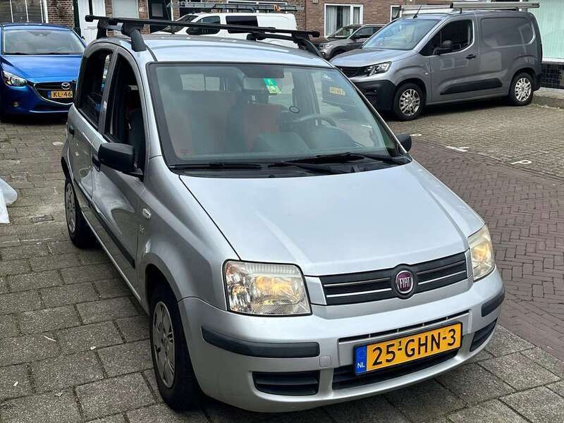 Zilver Gebruikt 2008 Fiat Panda Hatchback | € 2.000 (Eerlijke prijs) - Afbeelding 1/4