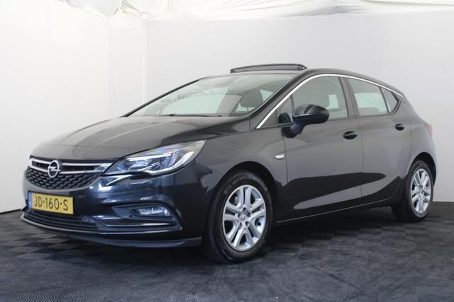 Zwart, metallic lak Gebruikt 2016 Opel Astra Edition Hatchback | € 6.750 (Eerlijke prijs) - Afbeelding 1/4