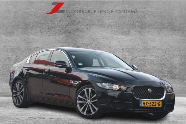 Zwart Gebruikt 2016 Jaguar XE Prestige Sedan | € 17.900 (Goede deal) - Afbeelding 1/4