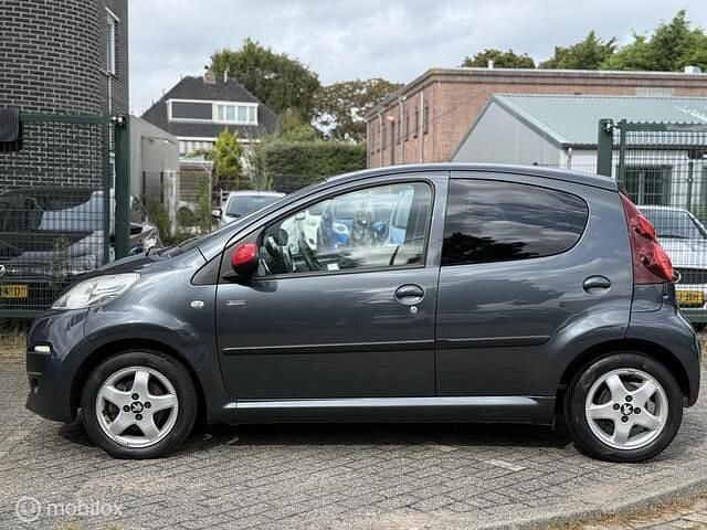 Occasion Peugeot 107 Sportium 68 PK (50 kW) 2012 Grijs Hatchback