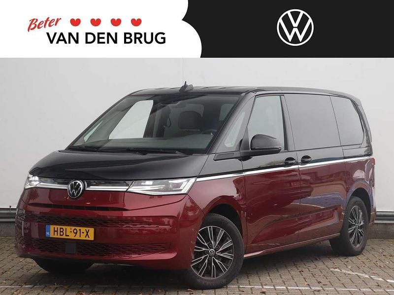 Rood Gebruikt 2023 VW T7 Style Van | € 52.900 (Goede deal) - Afbeelding 1/3