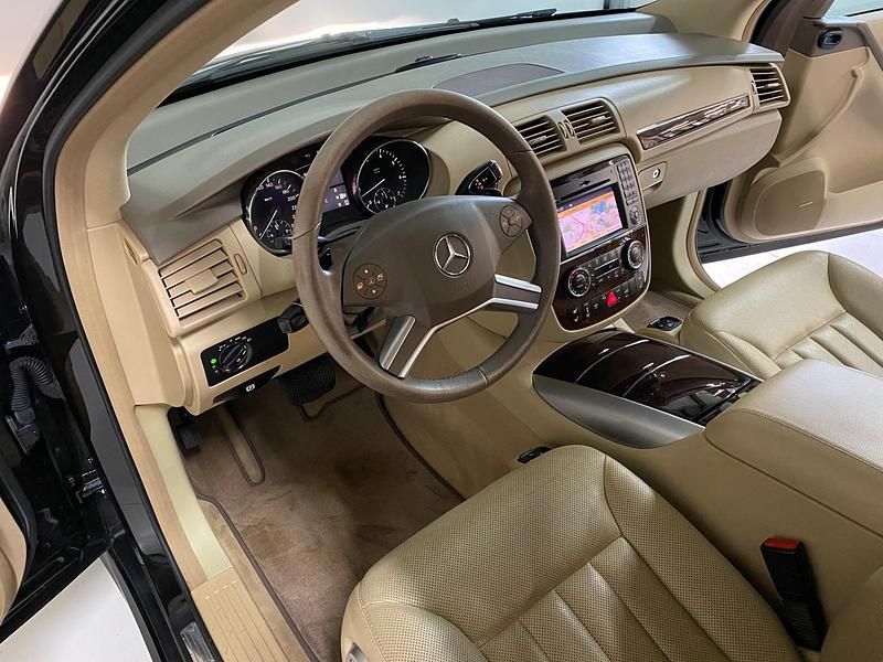 Occasion Mercedes R500 388 PK (285 kW) 2008 Zwart MPV