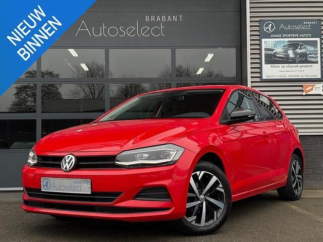 Rood Occasion 2018 VW Polo Beats Hatchback | € 12.490 (Eerlijke prijs) - Afbeelding 1/4