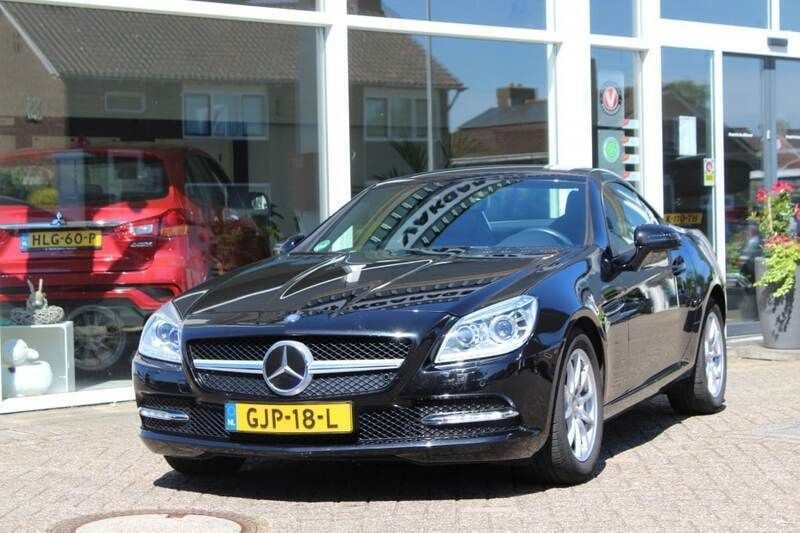Zwart Gebruikt 2013 Mercedes SLK200 Cabriolet | € 23.950 (Eerlijke prijs) - Afbeelding 1/4