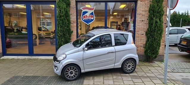 Grijs Gebruikt 2014 Microcar M.Go Hatchback | € 7.850 (Goede deal) - Afbeelding 1/4