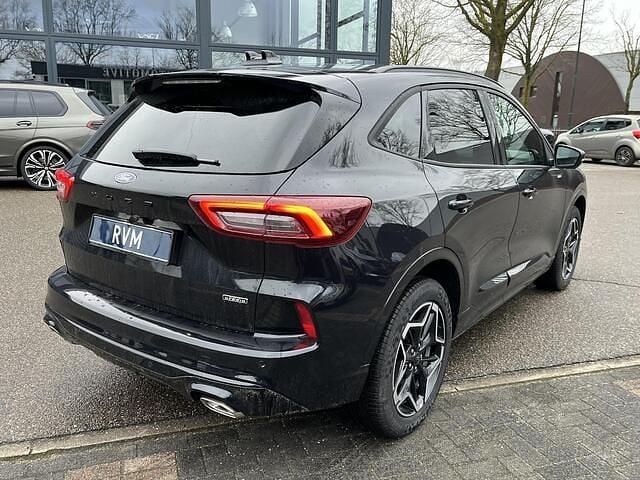 Nieuw Ford Kuga ST-Line X 242 PK (177 kW) 2027 Zwart SUV
