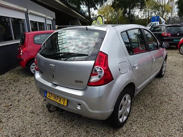 Occasion Dacia Sandero Lauréate 87 PK (63 kW) 2009 Grijs Hatchback