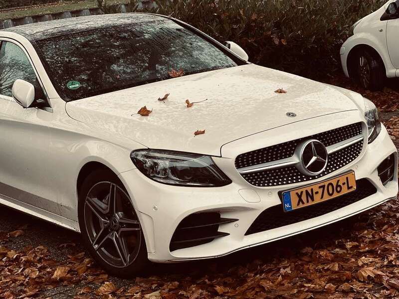 Wit Gebruikt 2019 Mercedes C180 Premium Plus Sedan | € 29.995 (Duur) - Afbeelding 1/4
