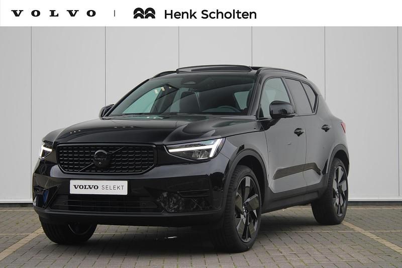 Zwart Nieuw 2025 Volvo XC40 Plus SUV | € 55.950 - Afbeelding 1/4