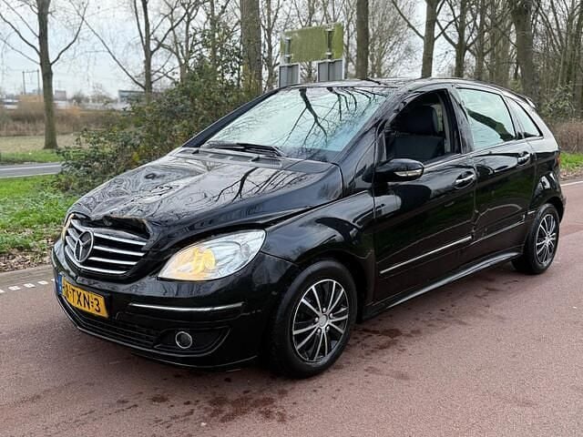 Occasion Mercedes B180 109 PK (80 kW) 2006 Zwart MPV