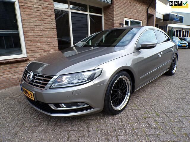 Bruin Gebruikt 2012 VW CC Sedan | € 8.950 (Eerlijke prijs) - Afbeelding 1/4