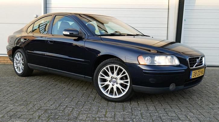 Blauw Occasion 2008 Volvo S60 Sedan | € 4.250 (Eerlijke prijs) - Afbeelding 1/4