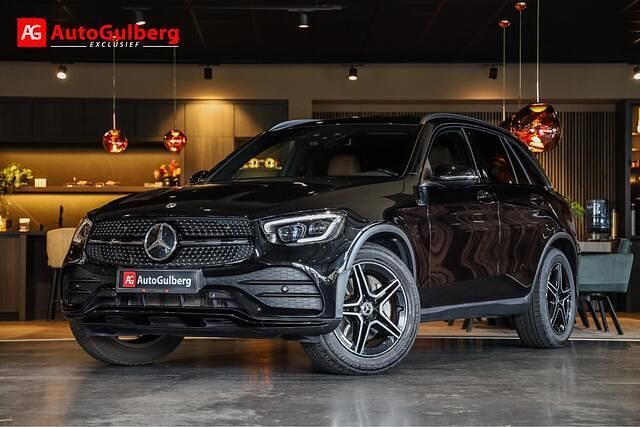 Zwart Gebruikt 2020 Mercedes GLC200 Business SUV | € 38.900 (Eerlijke prijs) - Afbeelding 1/4
