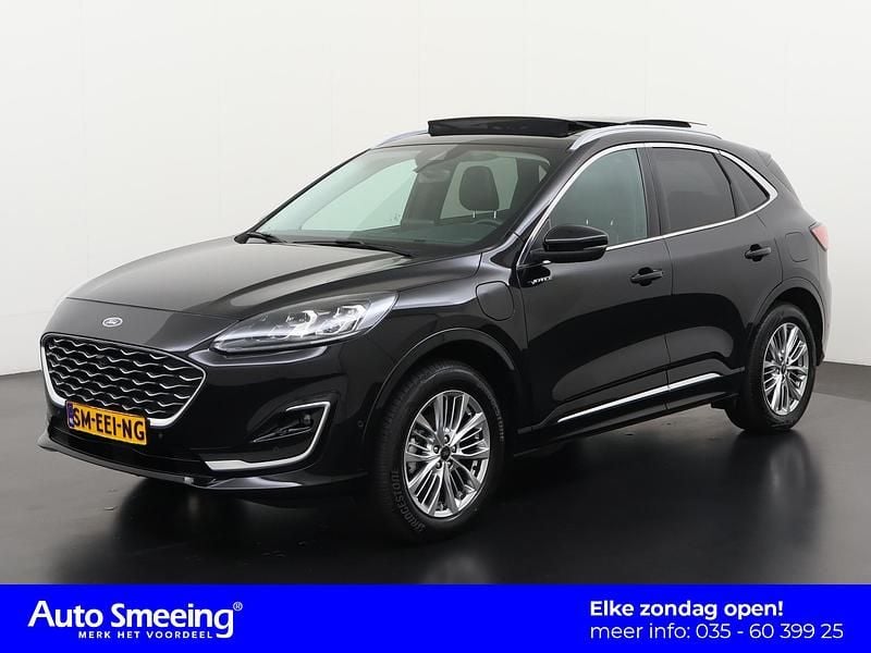 Zwart Gebruikt 2022 Ford Kuga Vignale SUV | € 29.690 - Afbeelding 1/4