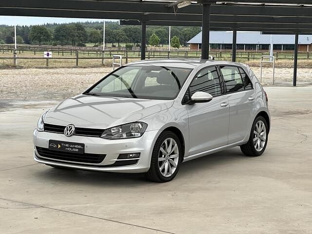 Zilver Gebruikt 2014 VW Golf VII Highline Hatchback | € 12.450 (Eerlijke prijs) - Afbeelding 1/4