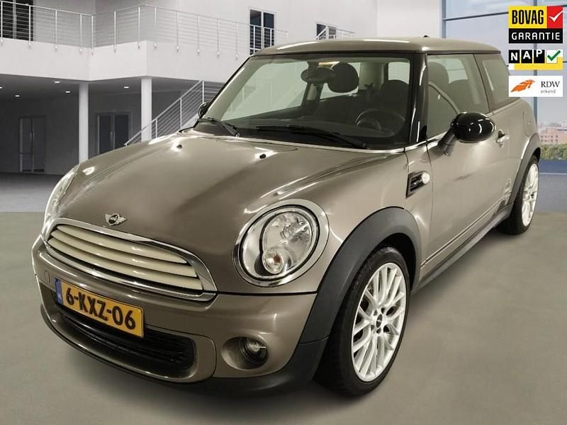 Grijs Gebruikt 2013 Mini Cooper Chili Hatchback | € 9.950 (Iets duurder) - Afbeelding 1/4