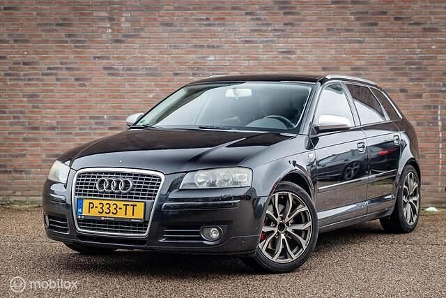 Zwart Gebruikt 2008 Audi A3 Ambition Hatchback | € 2.440 (Super prijs) - Afbeelding 1/4