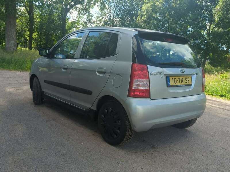 Zilver Gebruikt 2007 Kia Picanto Hatchback | € 1.499 (Super prijs) - Afbeelding 1/4