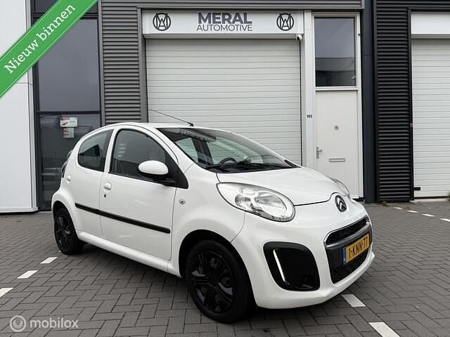 Wit Occasion 2013 Citroën C1 Hatchback | € 3.790 (Eerlijke prijs) - Afbeelding 1/4