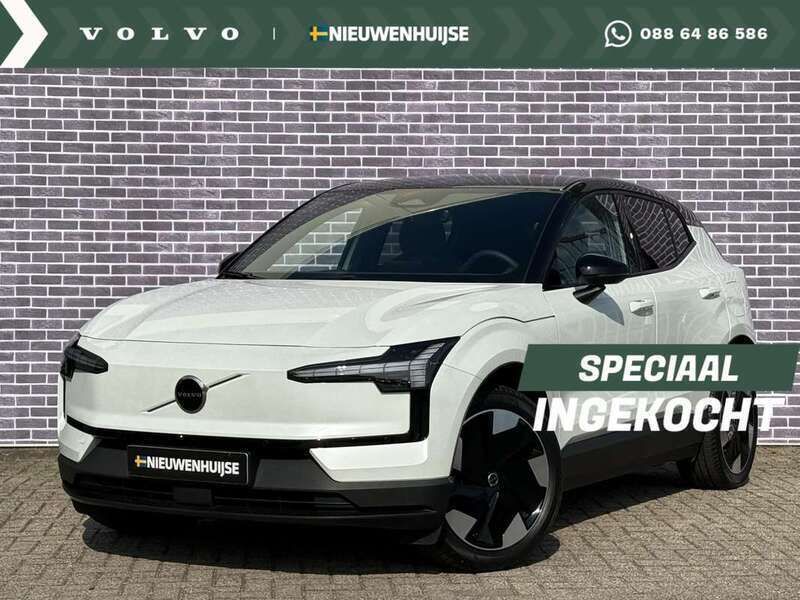 Wit Nieuw 2025 Volvo EX30 Plus SUV | € 37.825 - Afbeelding 1/3