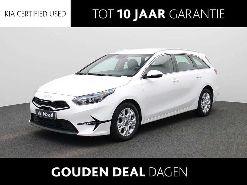 Deluxe white Gebruikt 2024 Kia Ceed Sportswagon Stationwagen | € 27.900 (Duur) - Afbeelding 1/4