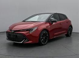 Rood metallic Gebruikt 2021 Toyota Corolla Sport Hatchback | € 25.945 (Eerlijke prijs) - Afbeelding 1/3