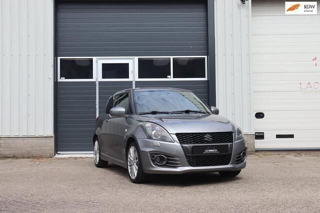 Grijs Gebruikt 2014 Suzuki Swift Sport Hatchback | € 6.495 (Goede deal) - Afbeelding 1/4