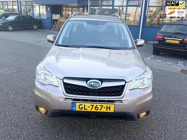 Bruin Gebruikt 2015 Subaru Forester Comfort SUV | € 13.250 - Afbeelding 1/4