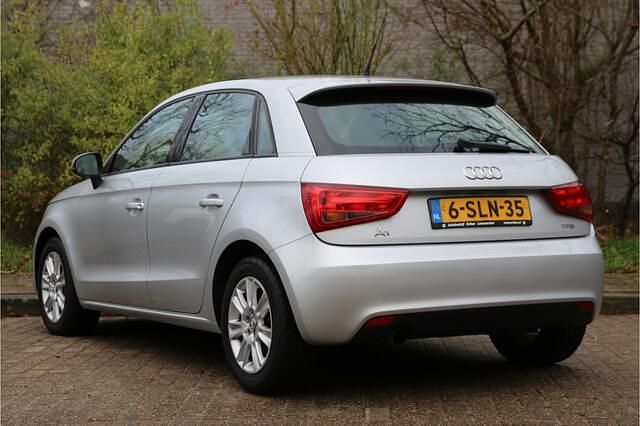 Occasion Audi A1 Sportback Attraction 86 PK (63 kW) 2012 Grijs Hatchback