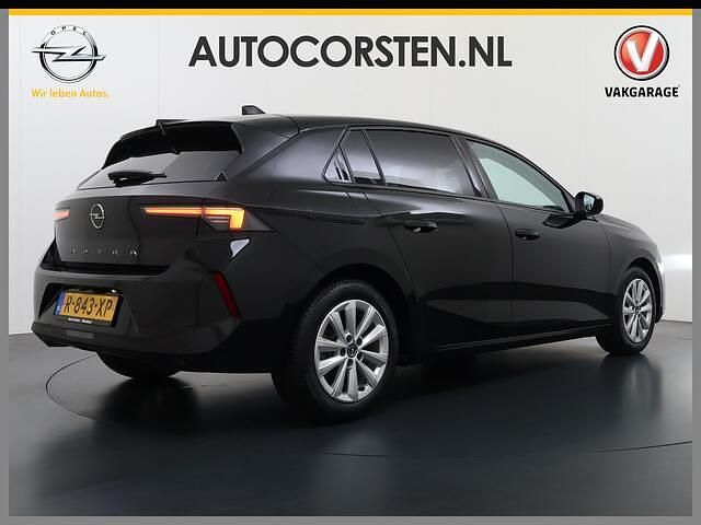 Occasion Opel Astra Business Edition 131 PK (96 kW) 2022 Zwart Hatchback