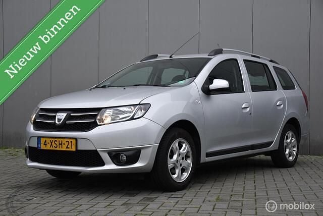 Grijs Gebruikt 2014 Dacia Logan MCV Prestige MPV | € 6.224 (Eerlijke prijs) - Afbeelding 1/4