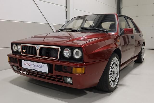 Rood Gebruikt 1992 Lancia Delta Hatchback | € 85.900 - Afbeelding 1/4