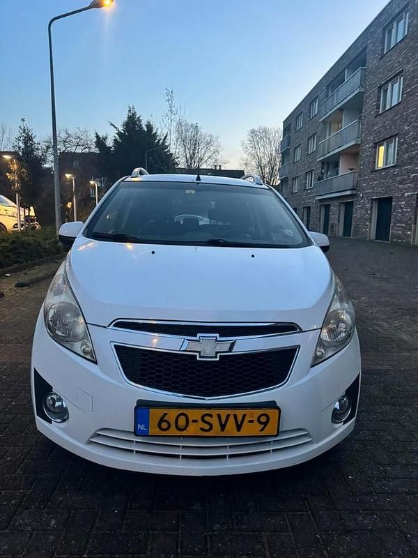 Occasion 2011 Chevrolet Spark Hatchback | € 2.150 (Eerlijke prijs) - Afbeelding 1/4