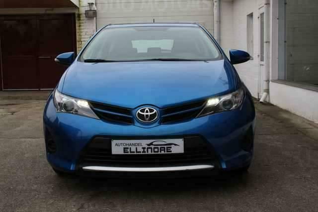 Occasion Toyota Auris Comfort 99 PK (72 kW) 2013 Blauw Hatchback
