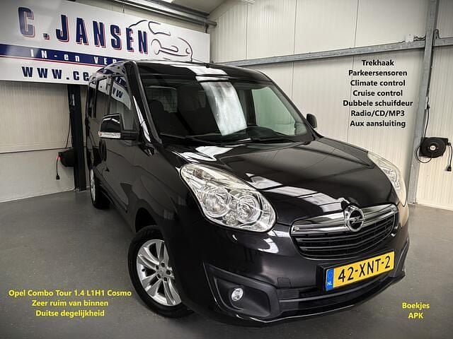 Zwart Occasion 2012 Opel Combo Cosmo Van | € 4.999 (Super prijs) - Afbeelding 1/4