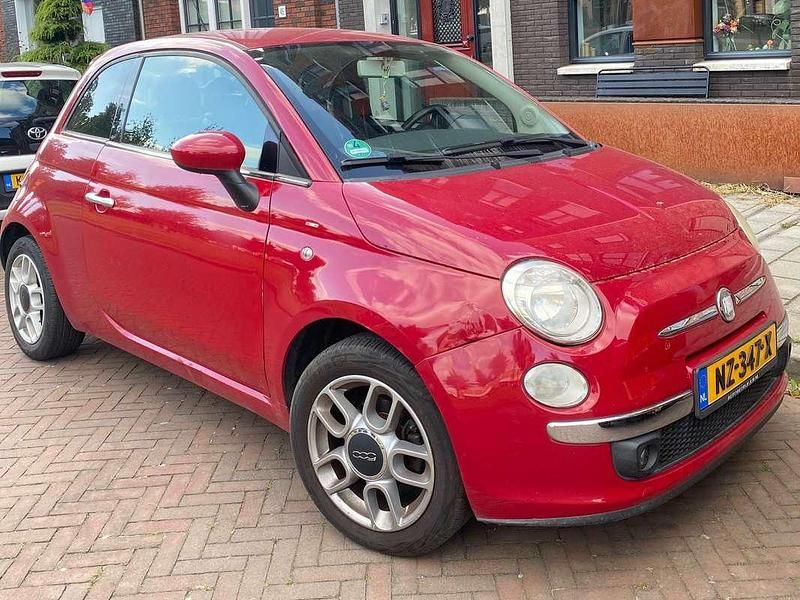 Rood Gebruikt 2008 Fiat 500 Hatchback | € 2.800 (Eerlijke prijs) - Afbeelding 1/4