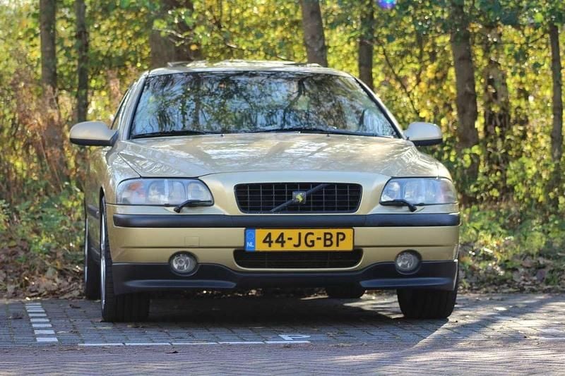 Occasion Volvo S60 250 PK (183 kW) 2002 Geel Sedan