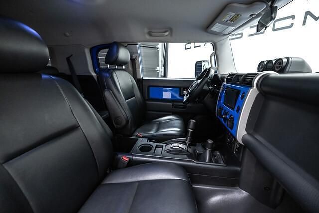 Occasion Toyota FJ Cruiser 239 PK (175 kW) 2011 Blauw (metallic) SUV