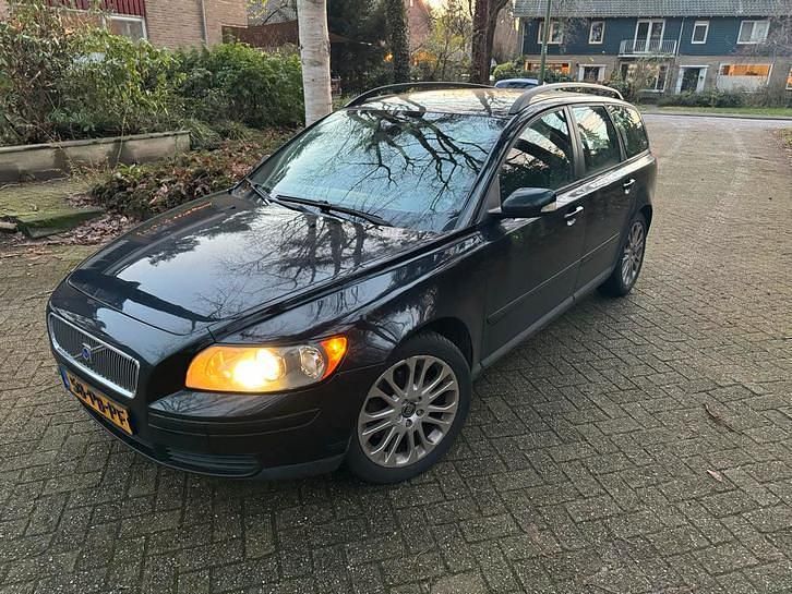 Gebruikt 2004 Volvo V50 Stationwagen | € 1.750 (Super prijs) - Afbeelding 1/4