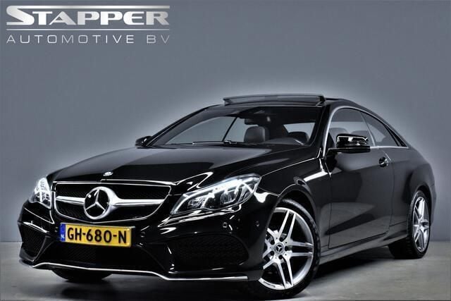 Zwart, metallic lak Gebruikt 2015 Mercedes E200 AMG Coupé | € 23.995 (Eerlijke prijs) - Afbeelding 1/4