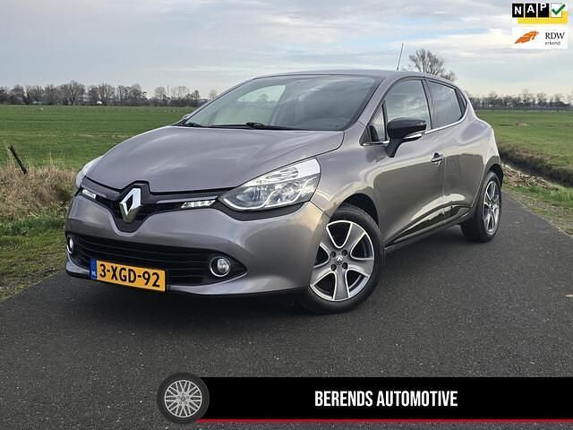 Grijs (metallic) Gebruikt 2014 Renault Clio IV Night&Day Hatchback | € 8.250 (Eerlijke prijs) - Afbeelding 1/4
